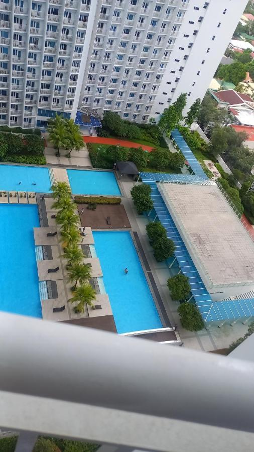 Smdc Jazz Mall 2 Combine Unit With 3 Br Макати Экстерьер фото